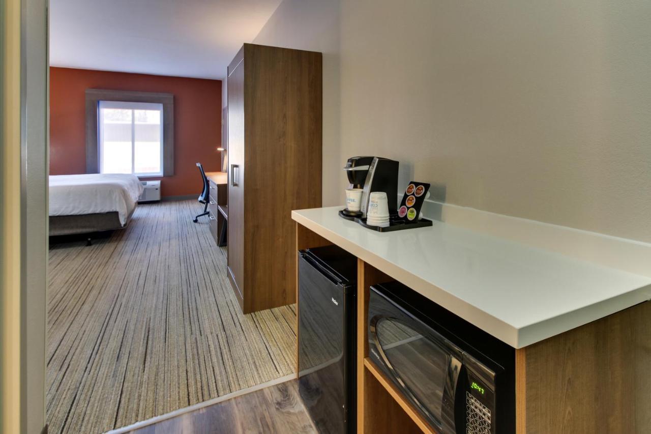 Holiday Inn Express Hotel & Suites Austell Powder Springs By Ihg מראה חיצוני תמונה