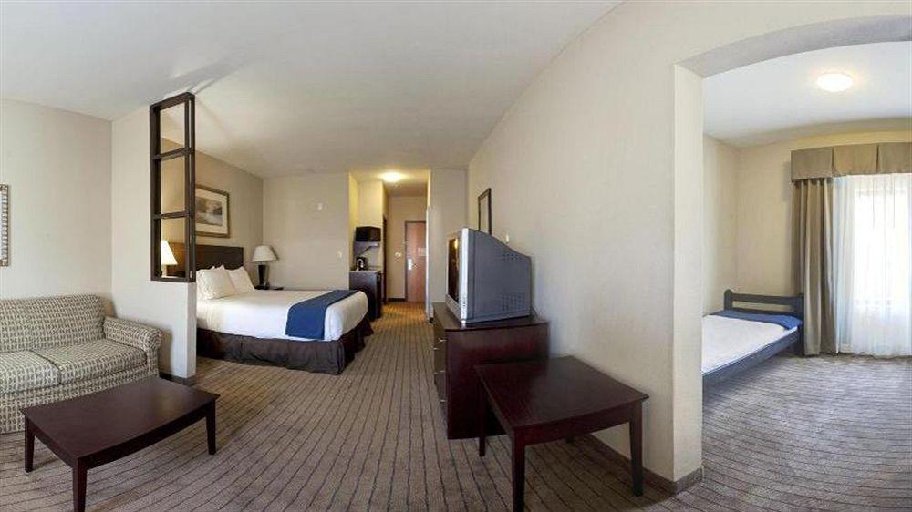 Holiday Inn Express Hotel & Suites Austell Powder Springs By Ihg מראה חיצוני תמונה
