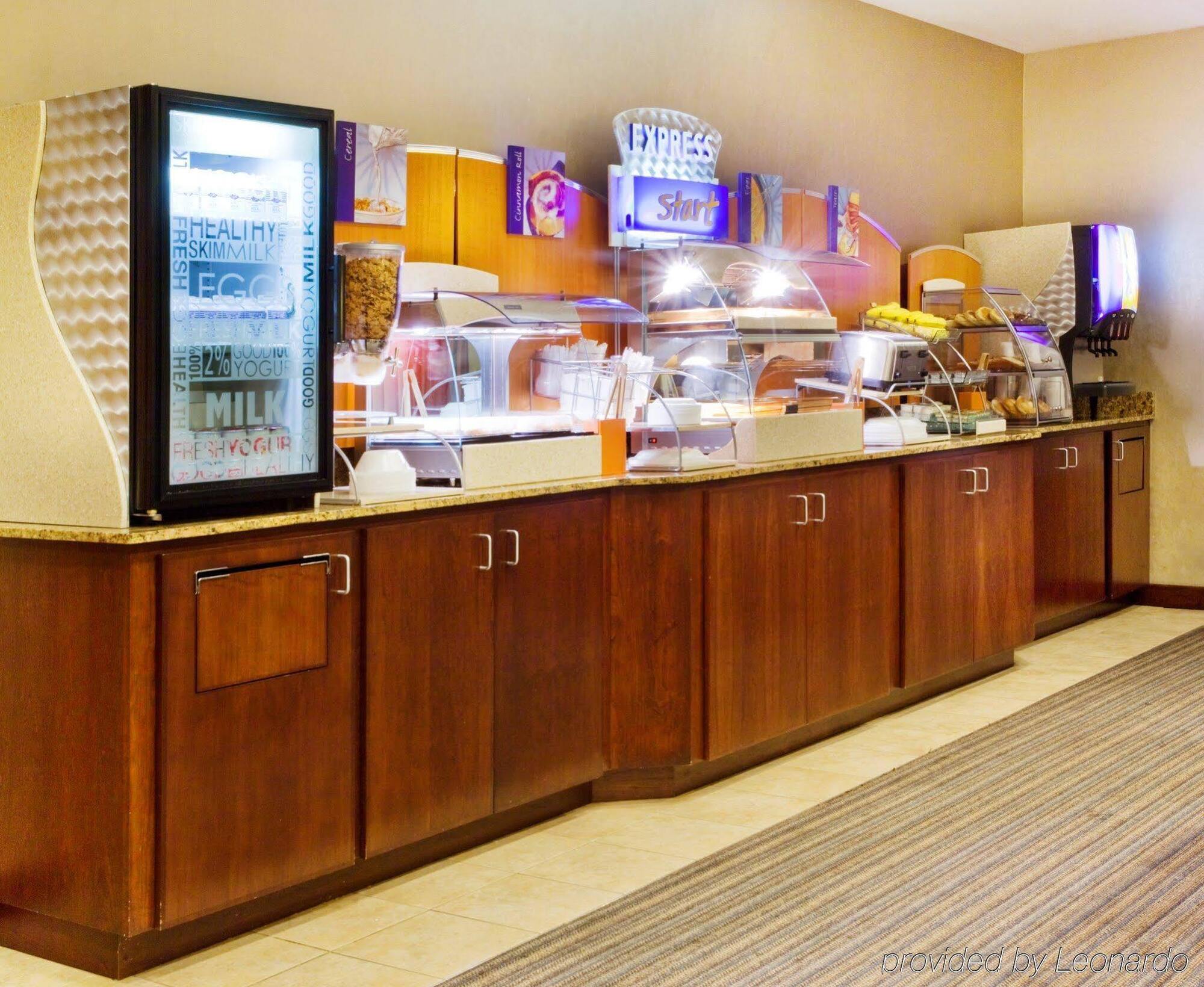 Holiday Inn Express Hotel & Suites Austell Powder Springs By Ihg מראה חיצוני תמונה